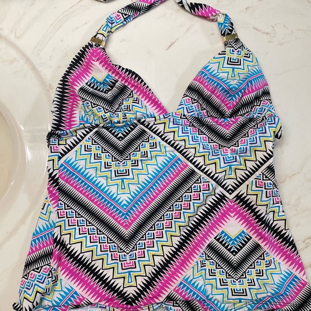 Tankini swimsuit top